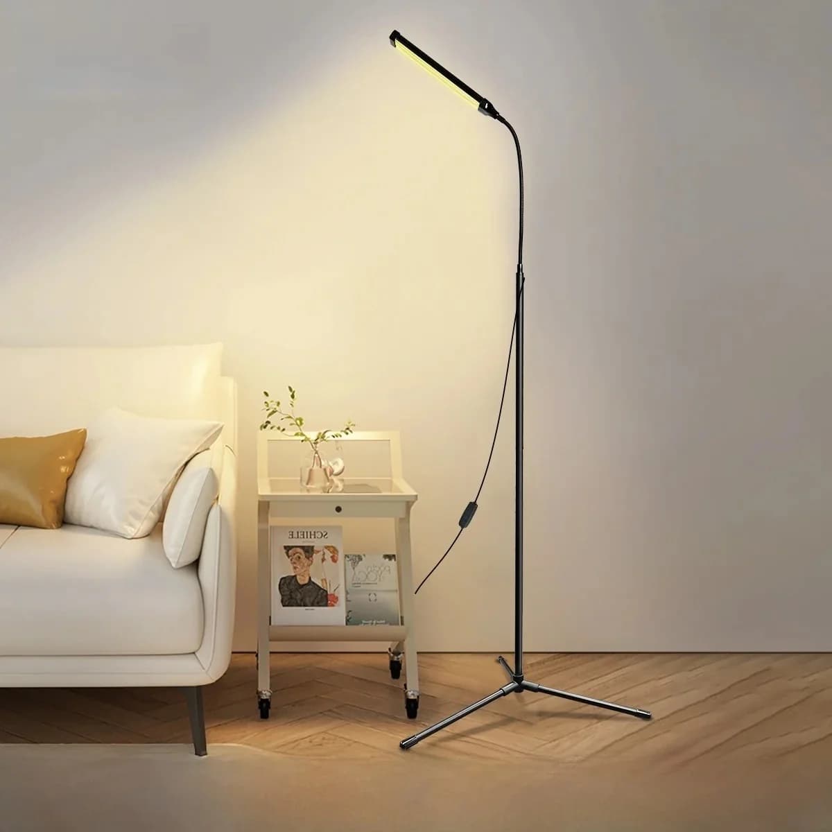 Lampu Lantai Berkuasa USB dengan Kaki Tripod dan Tiga Mod Warna